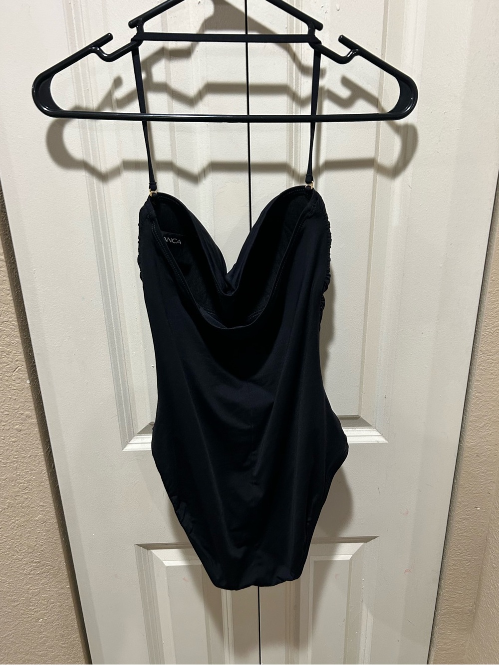 La Blanca Island Goddess Wrap Front One Piece Swimsuit , Size 6 - Picture 3 of 6